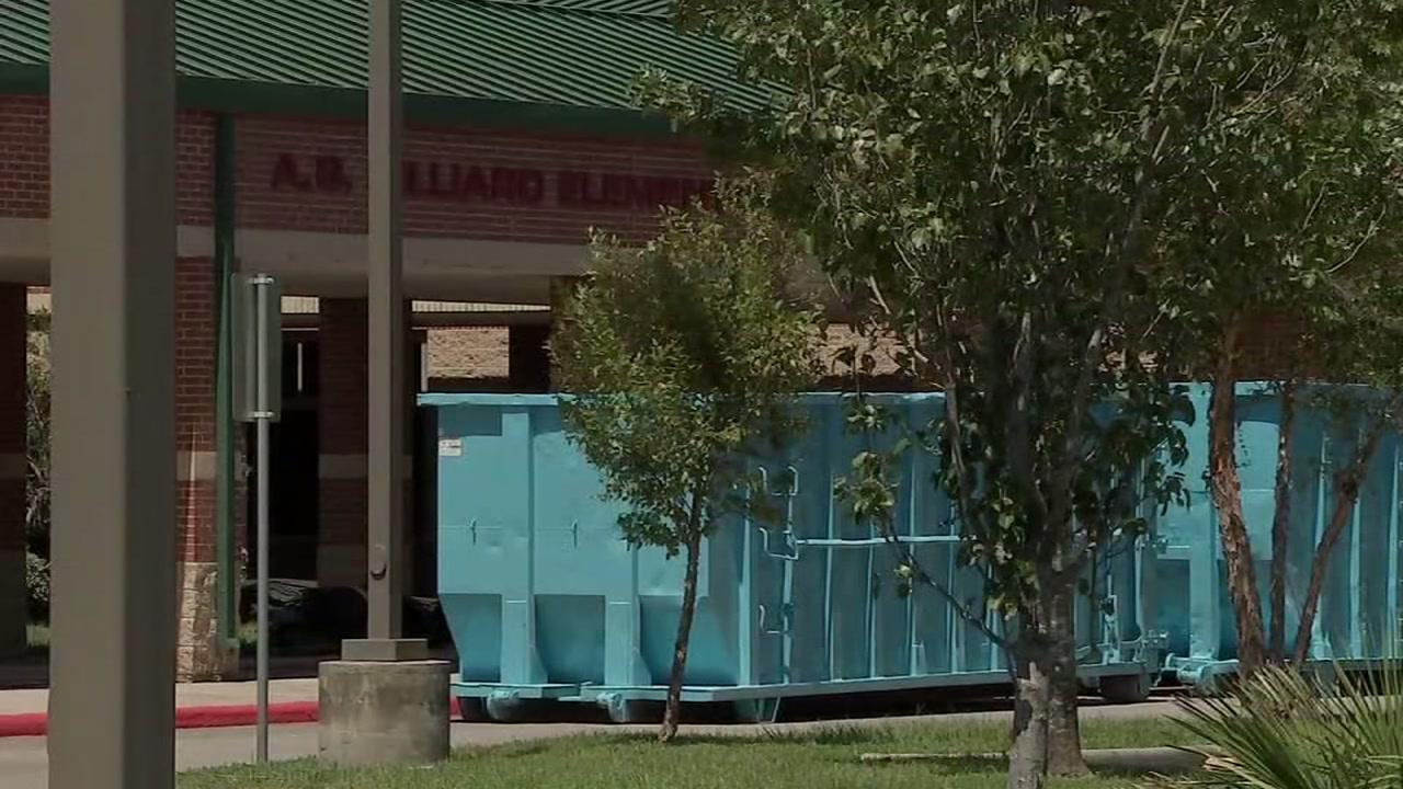 Damaged HISD schools delayed at least 1 more week