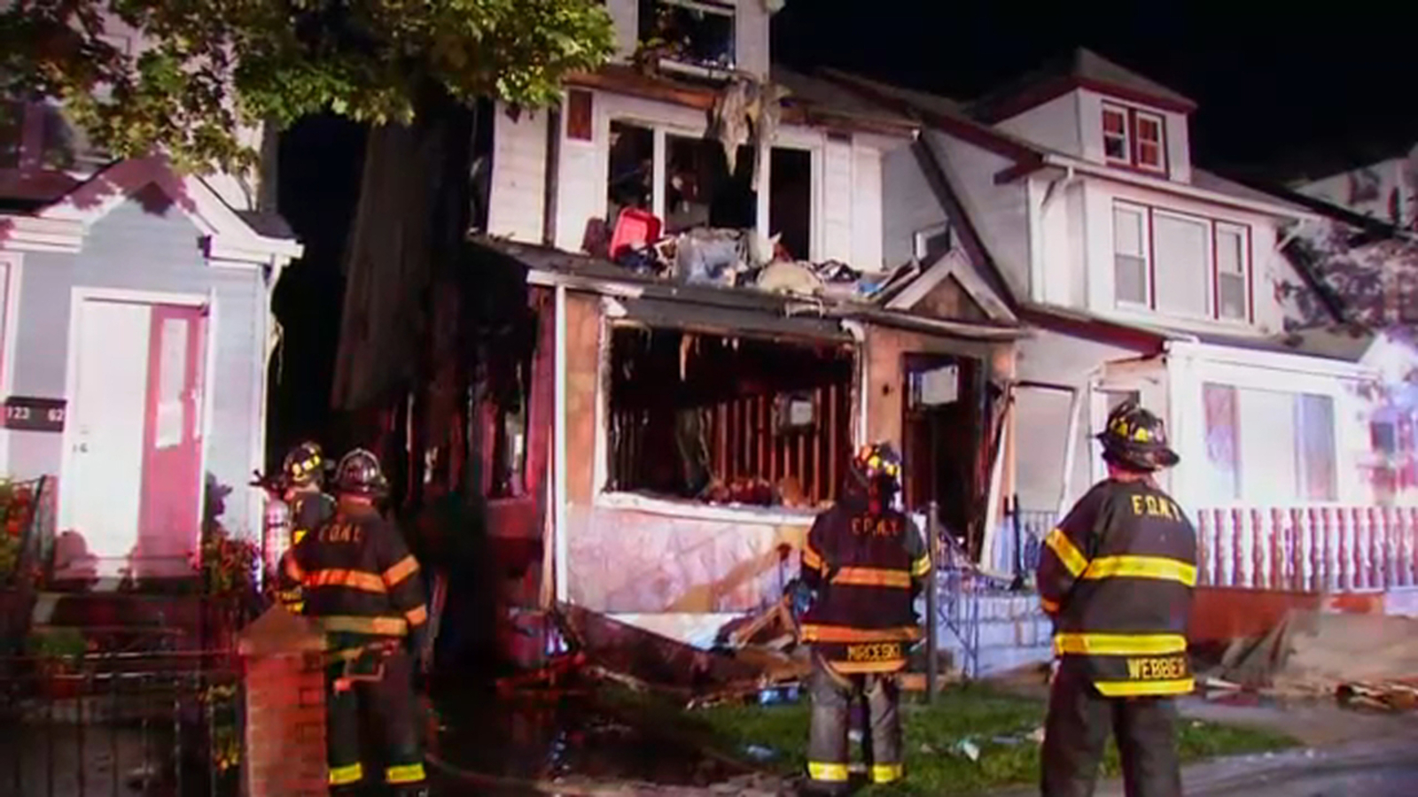 10 injured after fire breaks out in house in South Jamaica, Queens