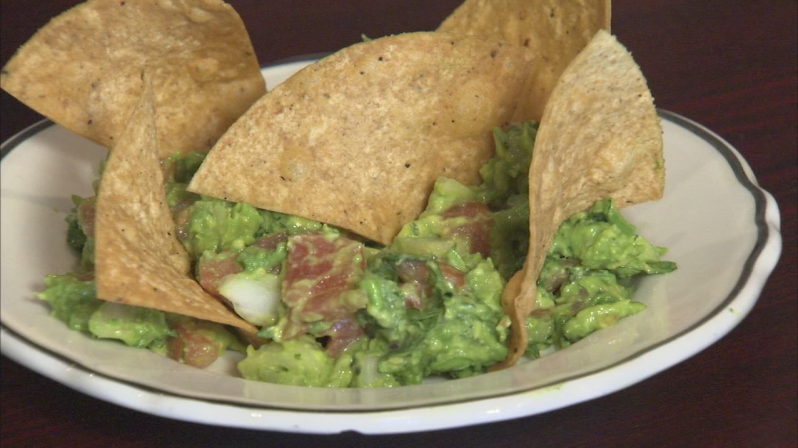 Extra course Guacamole at Alba's Restaurant ABC7 Chicago