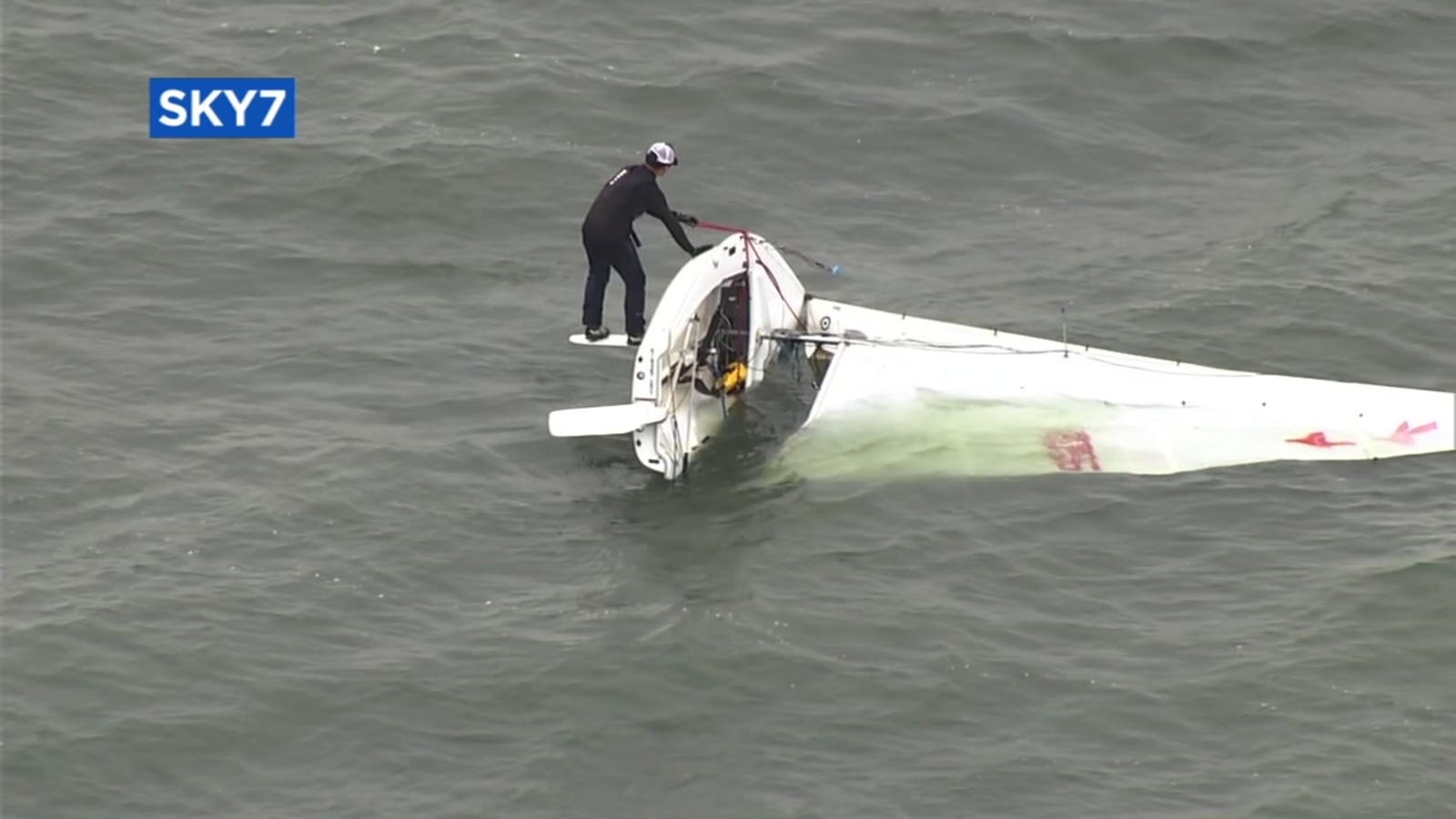 Windy weather flips small sailboat near Berkeley Marina ABC7 San Francisco