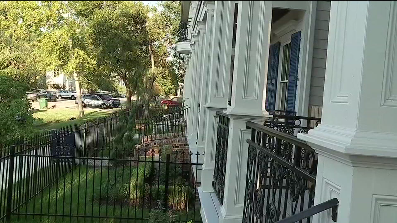 Harvey victims face temporary housing shortage in Houston