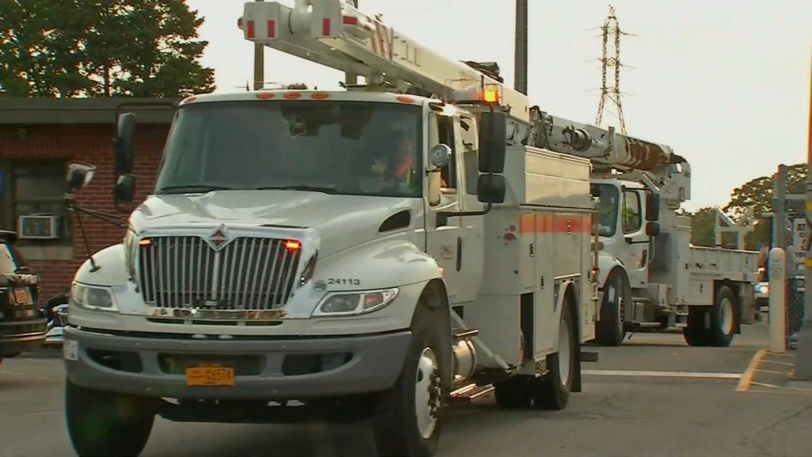 Utility crews from Long Island head to Florida for Irma recovery - ABC7 New York