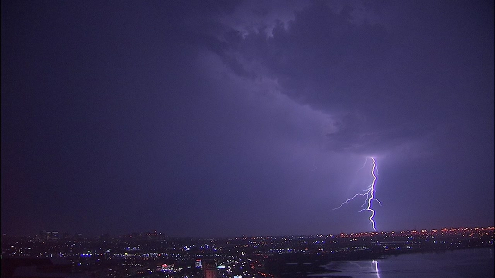 Lightning strikes across Bay Area cause residents to lose power in some cities ABC7 San Francisco