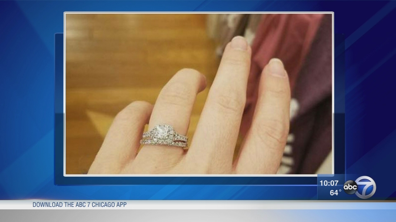 Pregnant woman says wedding rings stolen in armed robbery