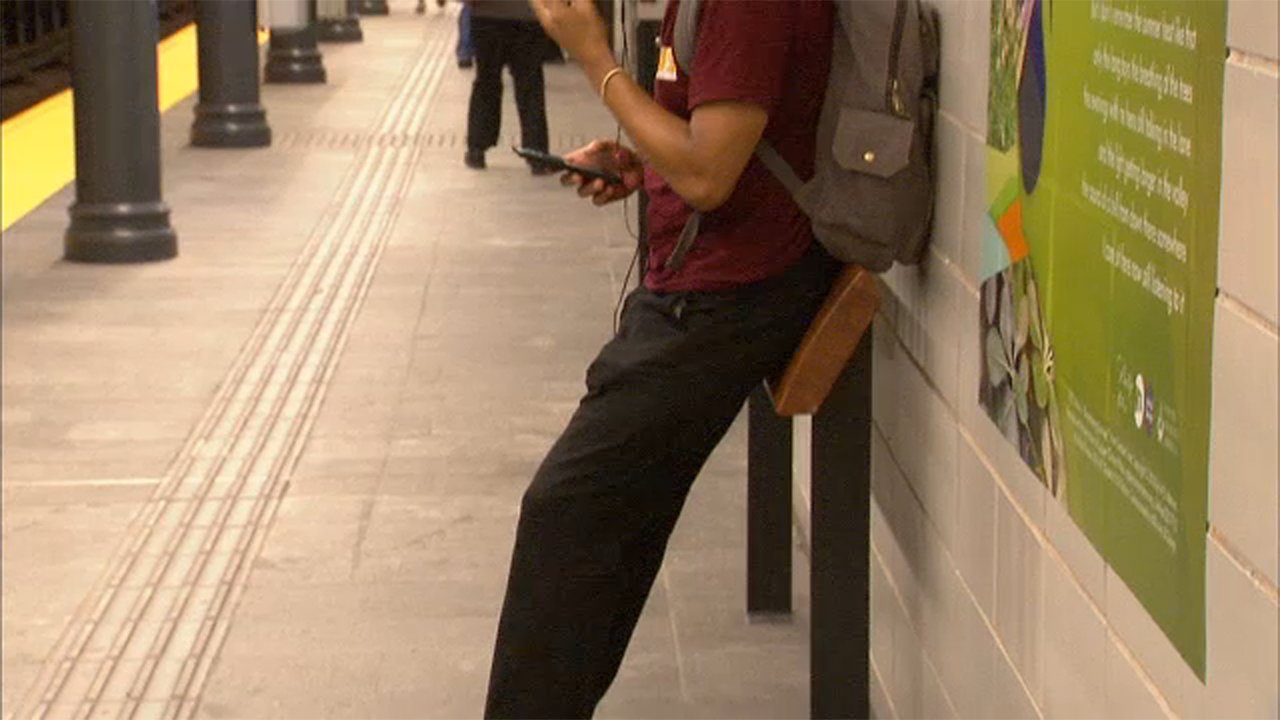 Sunset Park subway station features new leaning benches