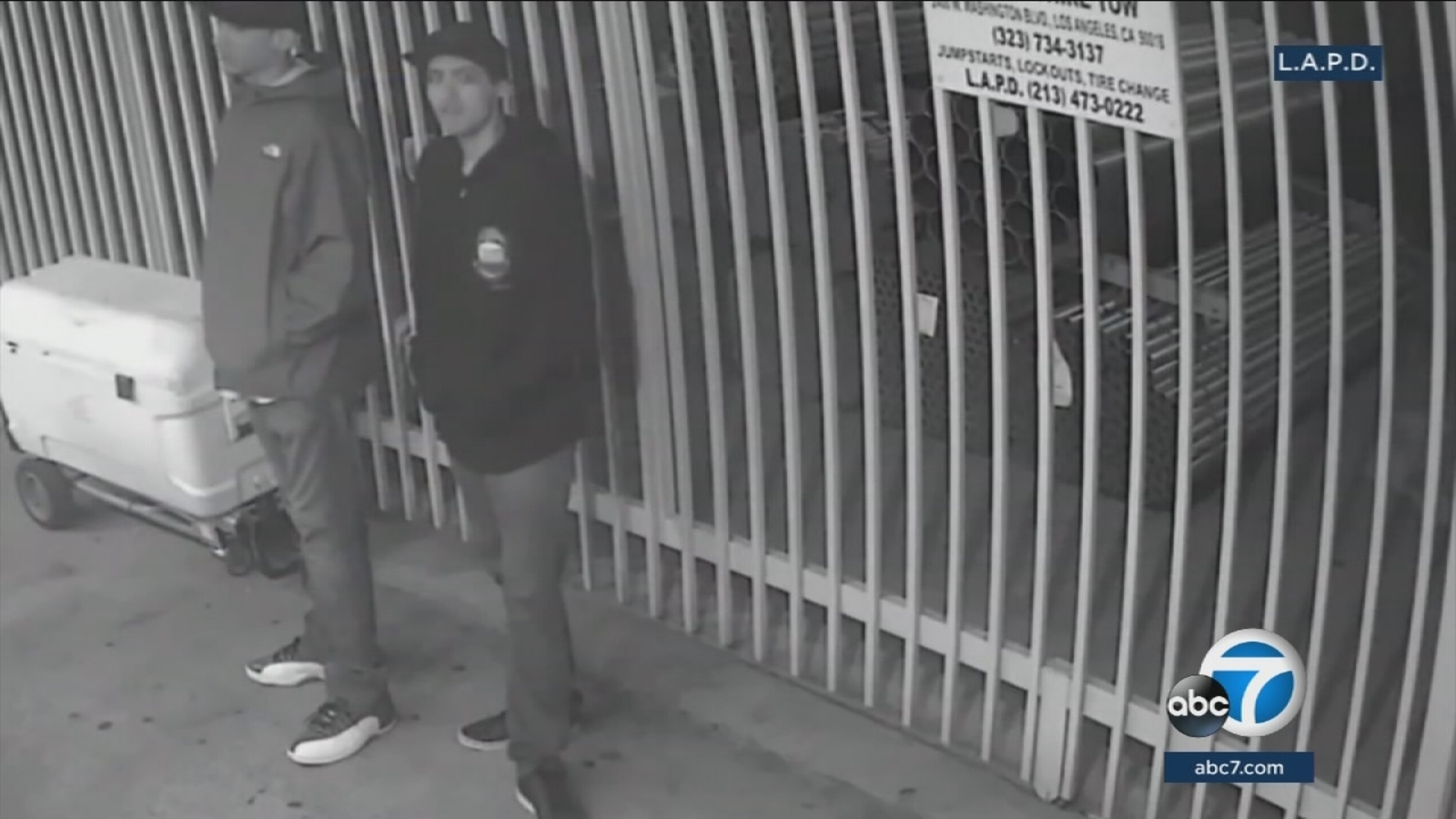 2 sought in armed robbery of Mid-City taco truck customer - ABC7 Los ...