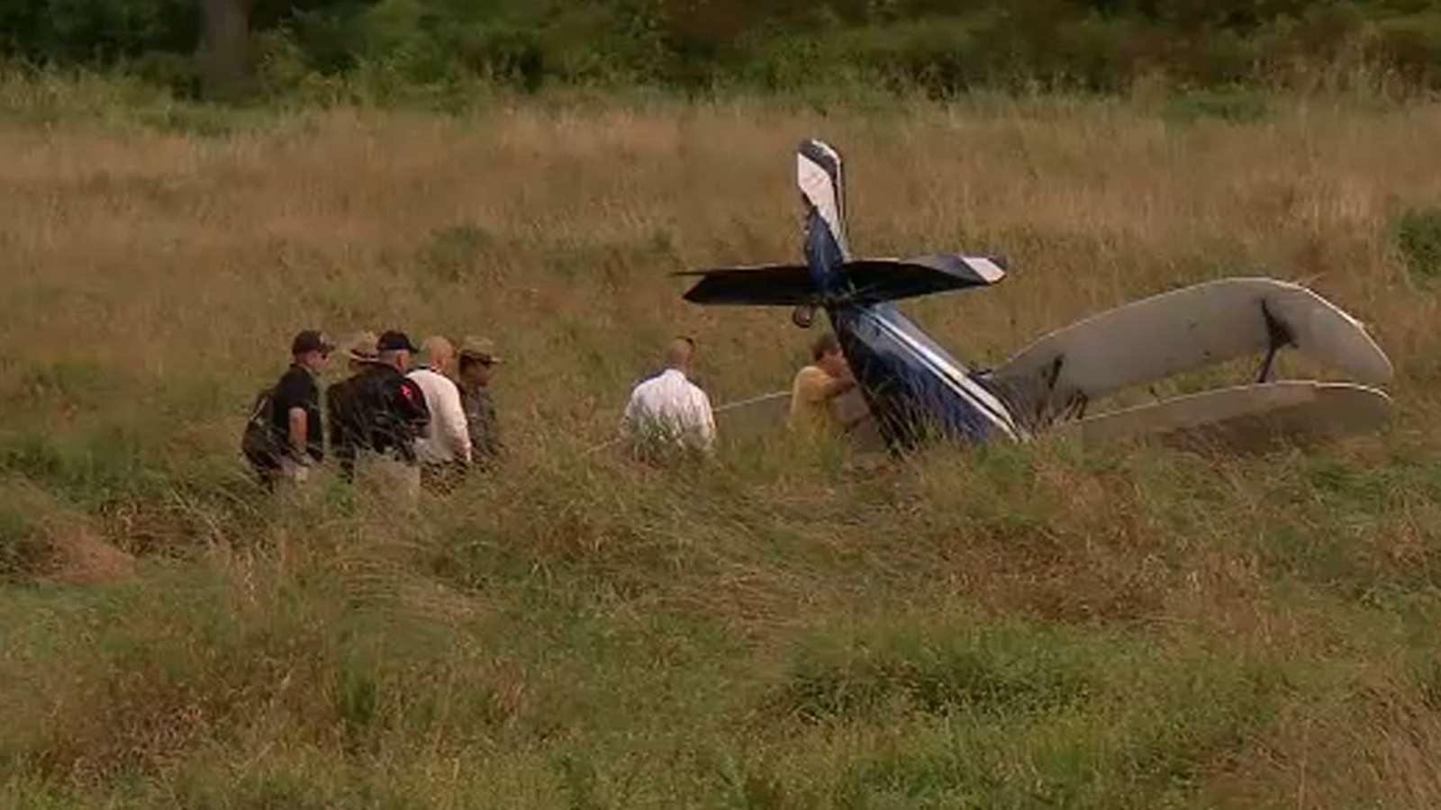 Small plane makes hard landing in Tuxedo field in Orange County ABC7 New York