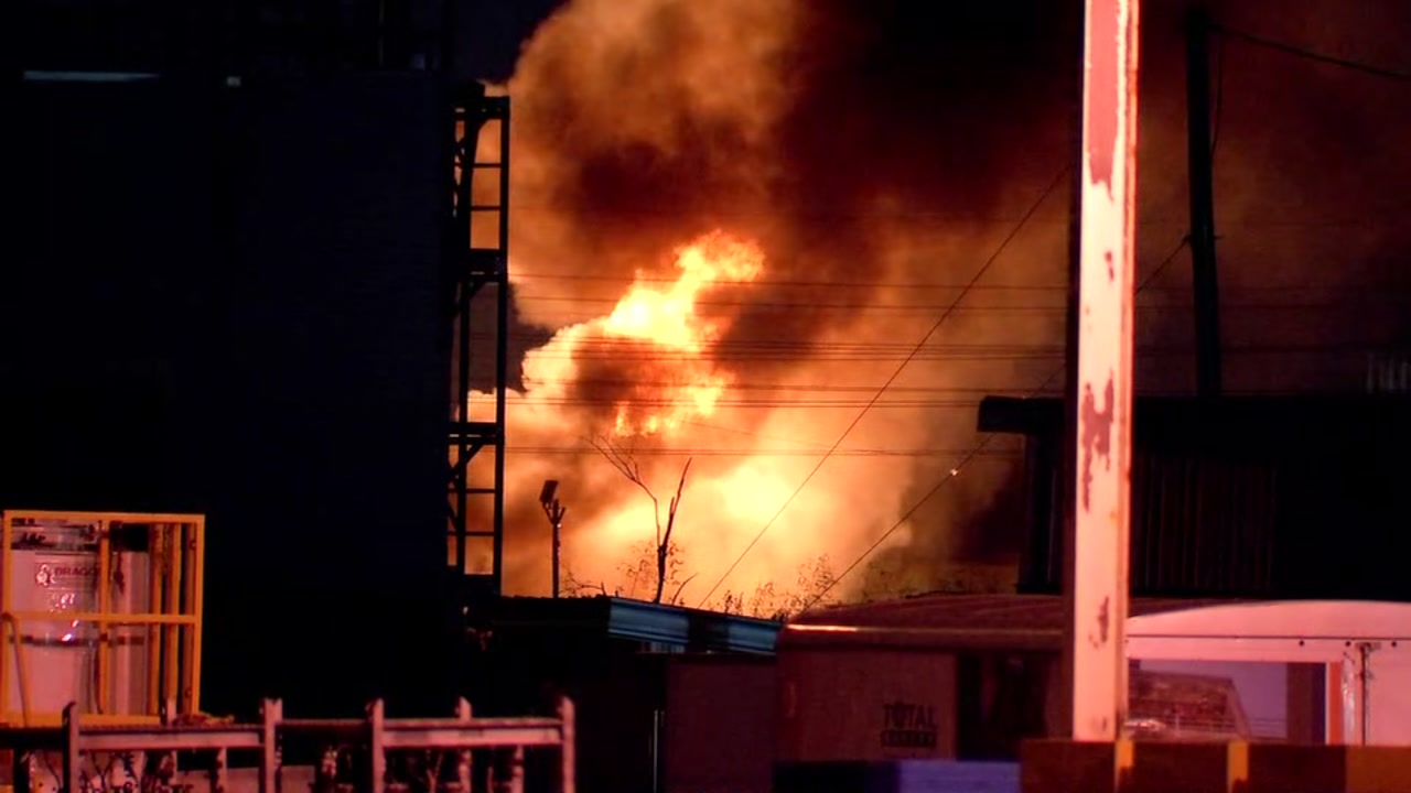 No threat to public from Mont Belvieu plant fire