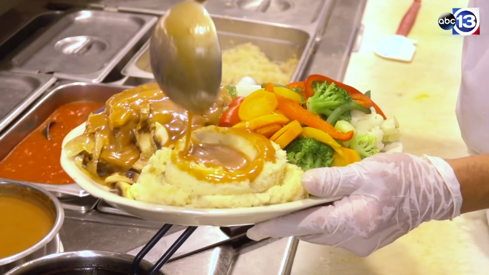 Houston gourmet chefs put a spin on traditional cafeteria school