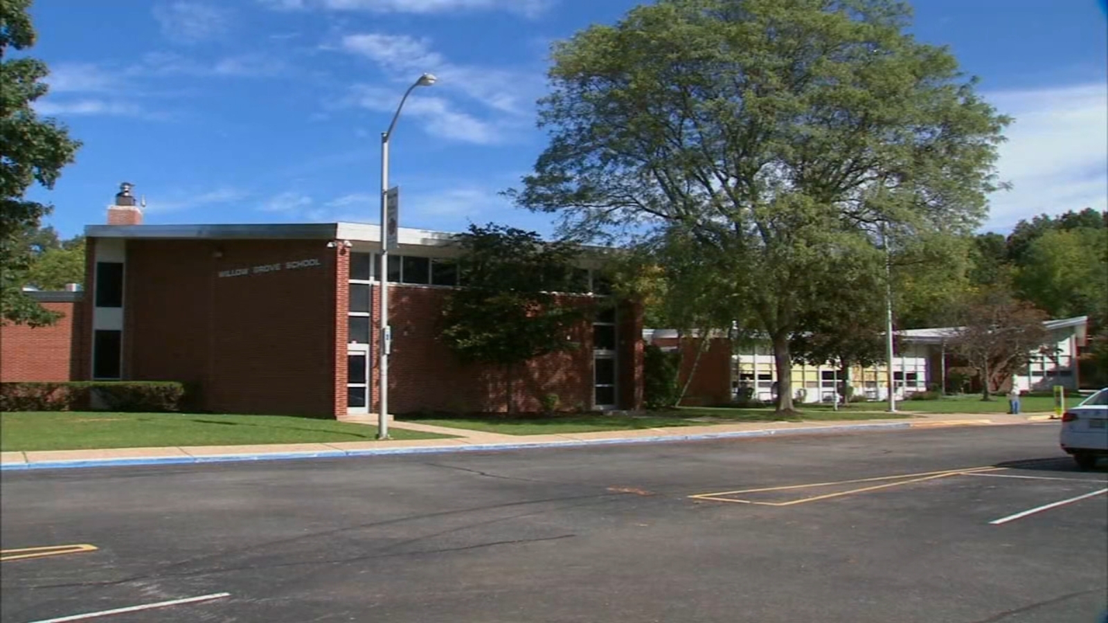 School in Hackettstown, New Jersey closed due to fungus buildup ABC7