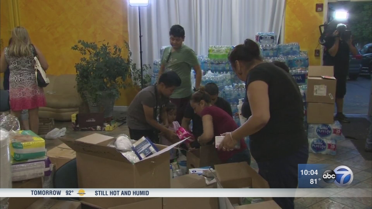 Chicagoans collect supplies to help survivors in Mexico, Puerto Rico