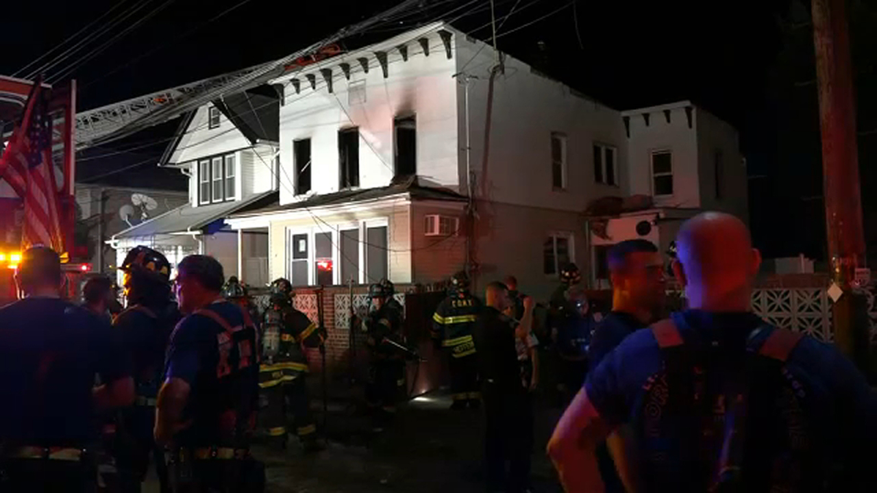 Man killed in Queens fire