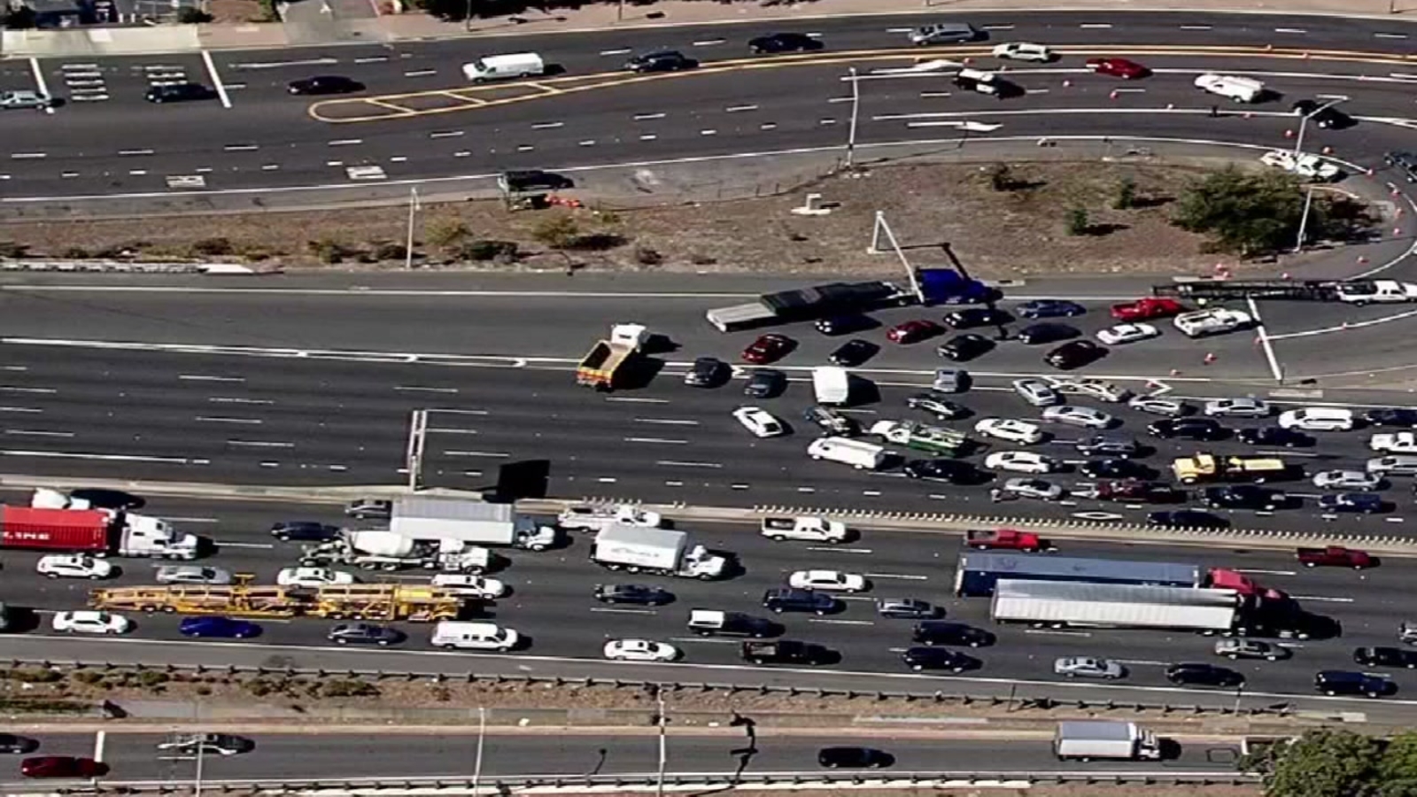 I80 reopens in Emeryville after standoff, deadly shooting ABC7 San Francisco