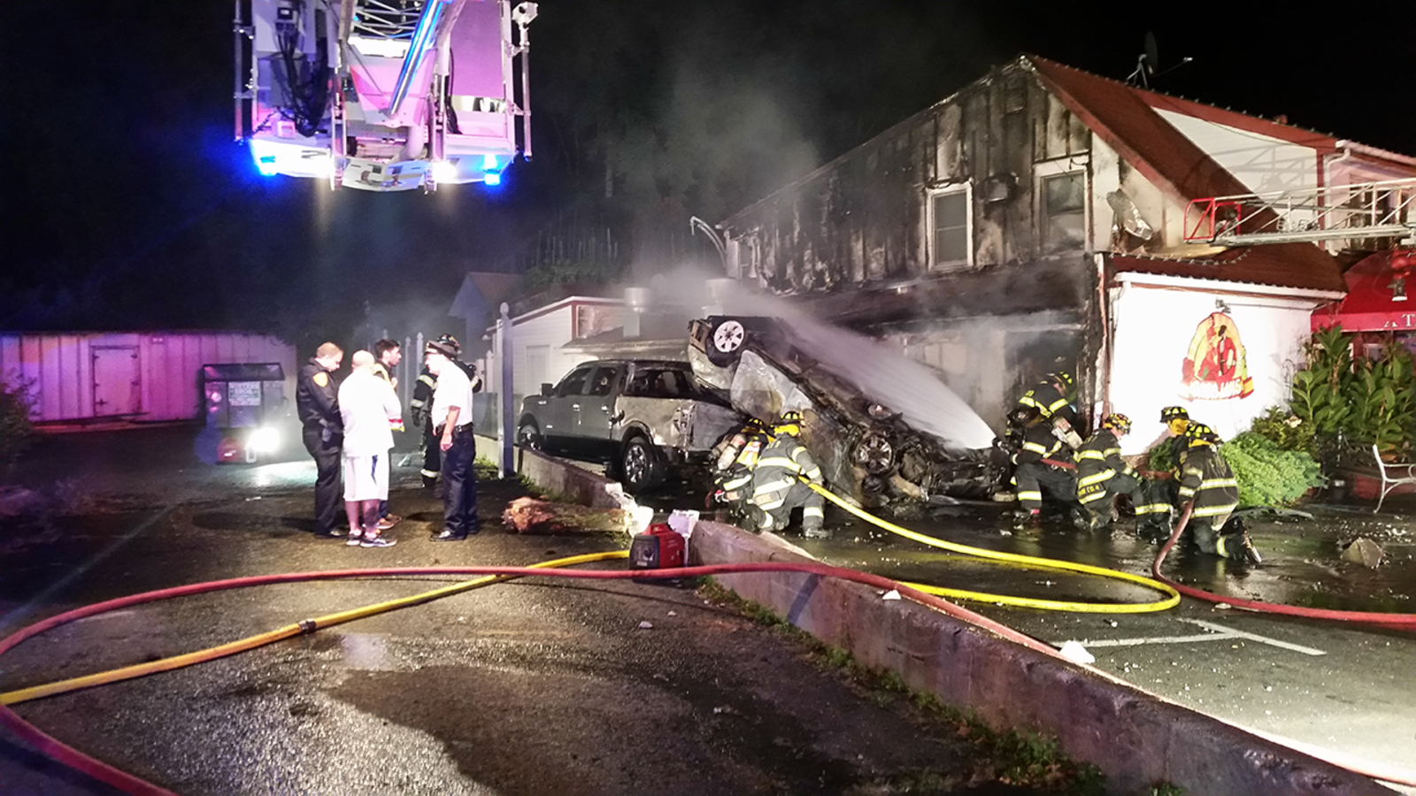 Driver killed when car crashes, flips into restaurant in Commack, Long