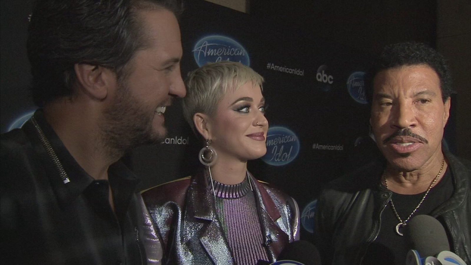 American Idol hopefuls audition in front of new judges in New York City