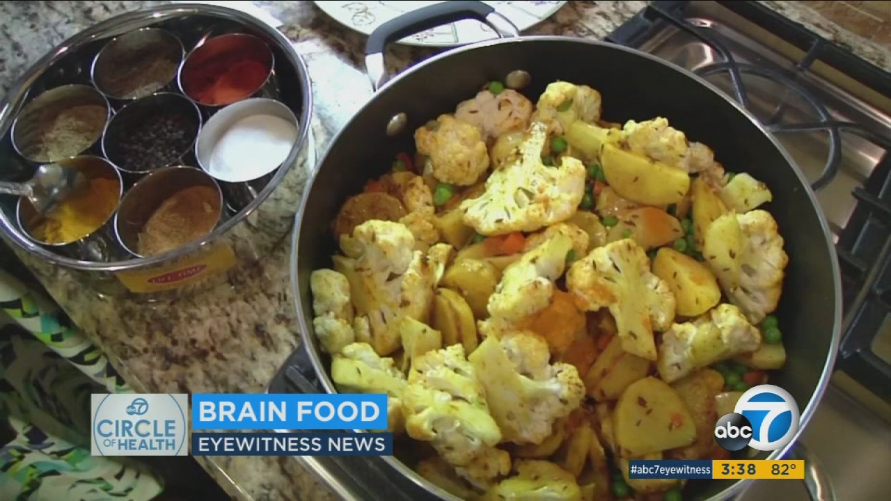 Studies offer insight on foods that give the brain a boost