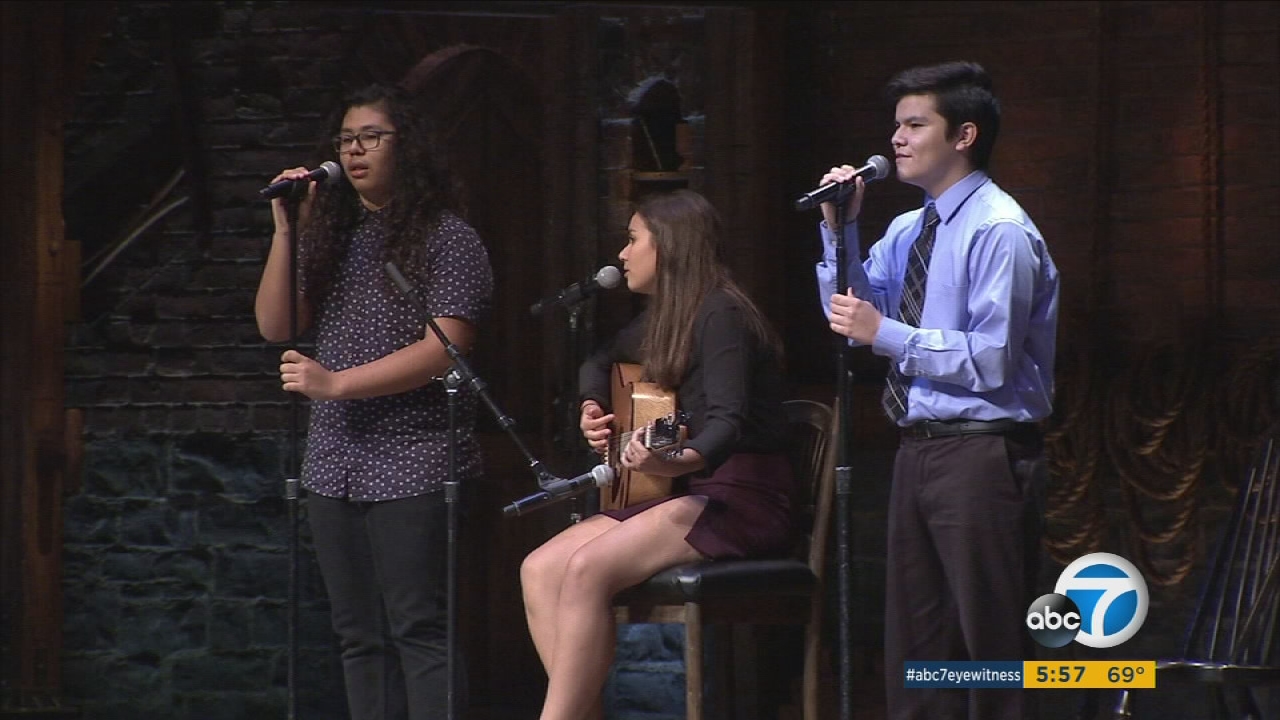Hamilton cast puts on free show for SoCal students