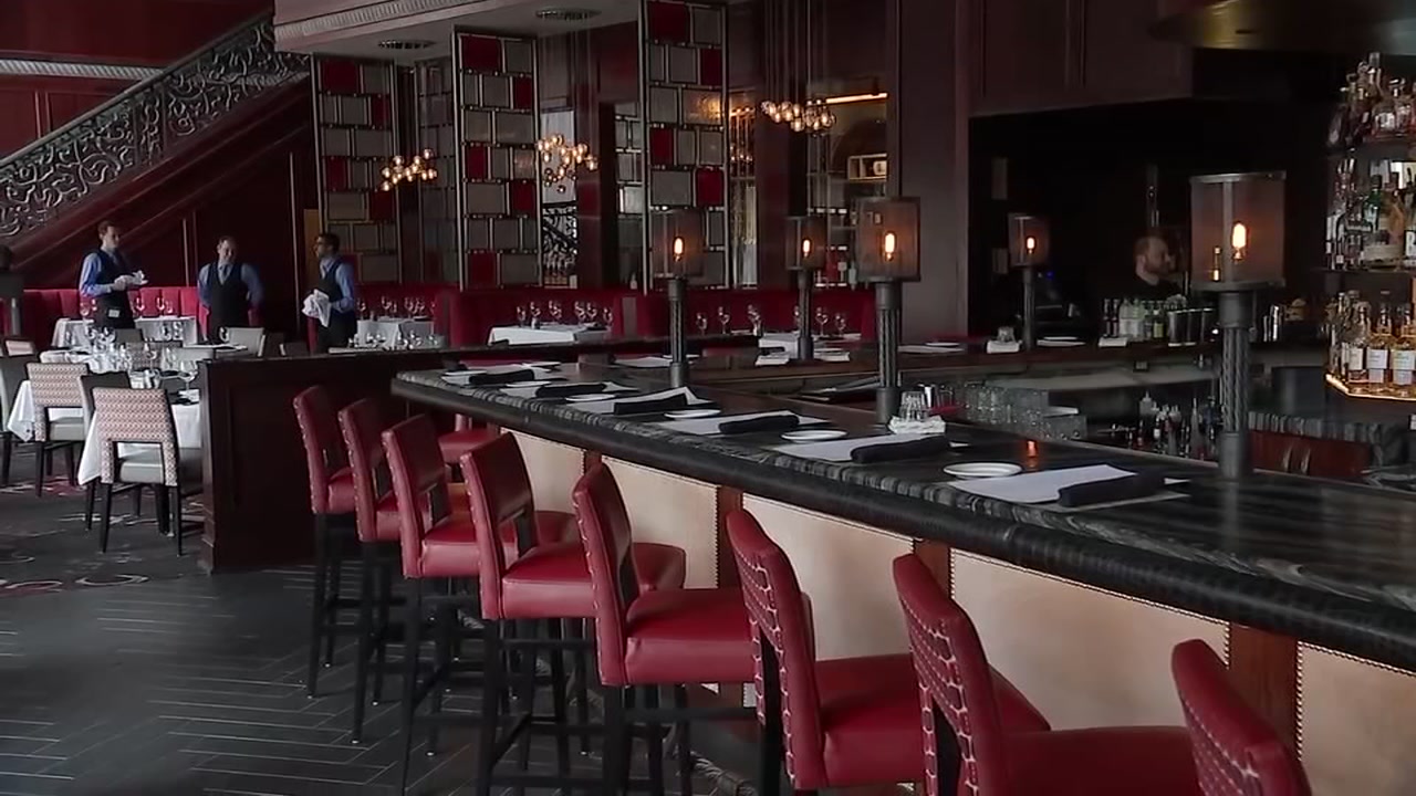 Del Frisco's gives new look to restaurant and menu