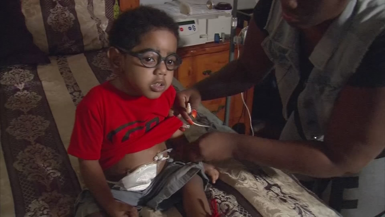 Hospital is endangering toddler son for dad's mistakes, mom says