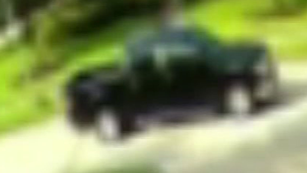 Man tries to kidnap teen at kinfepoint