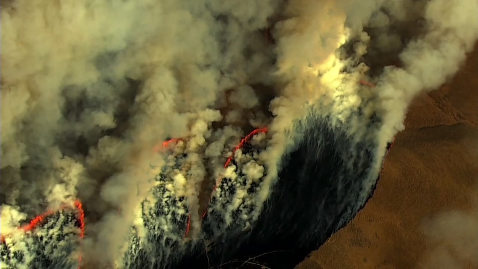 Dublin fire gets dangerously close to homes, forces evacuations ABC7