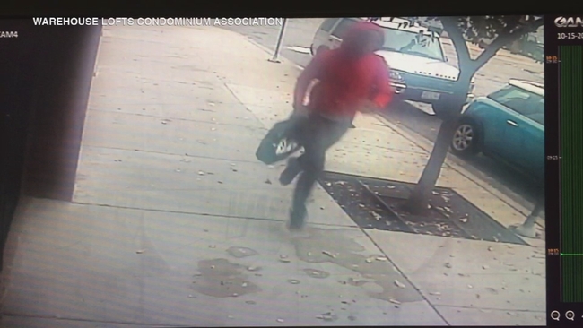 Woman, 33, knocked unconscious in West Loop robbery - ABC7 Chicago