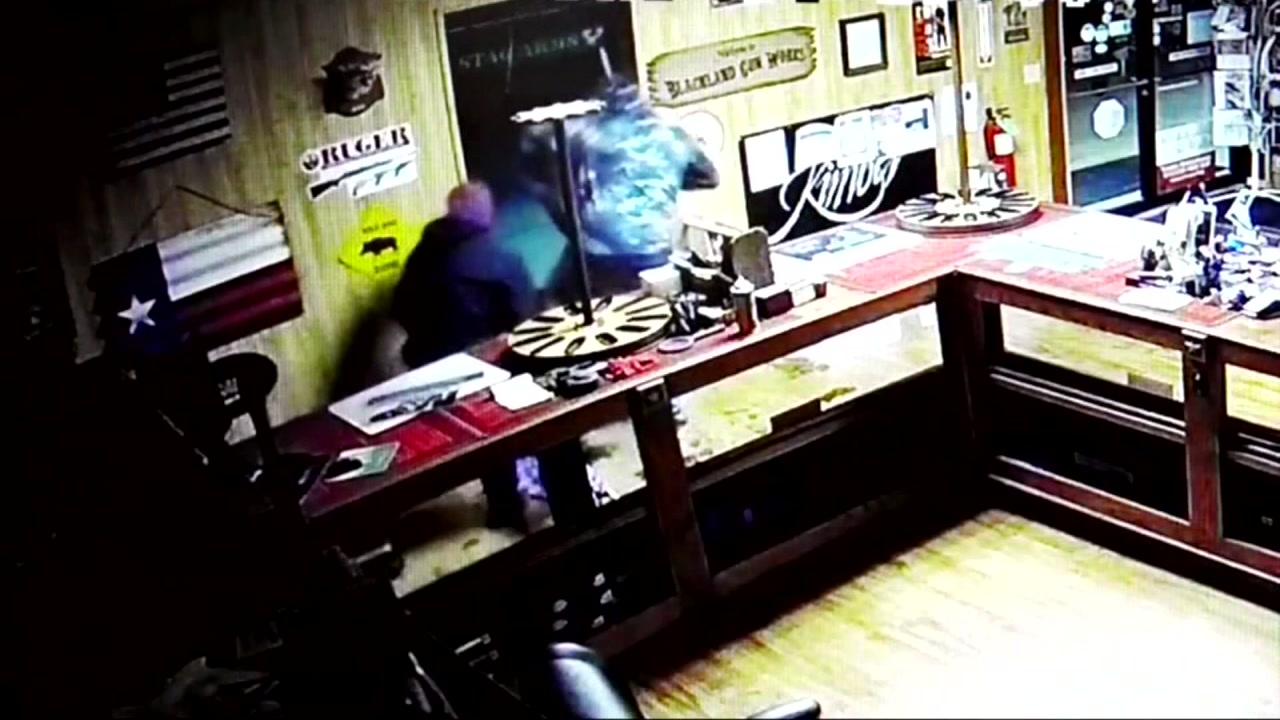 Caught on camera: Thieves break in to Austin-area gun store