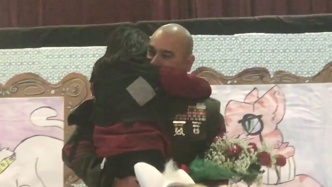 Alvin Marine surprises daughter in emotional homecoming