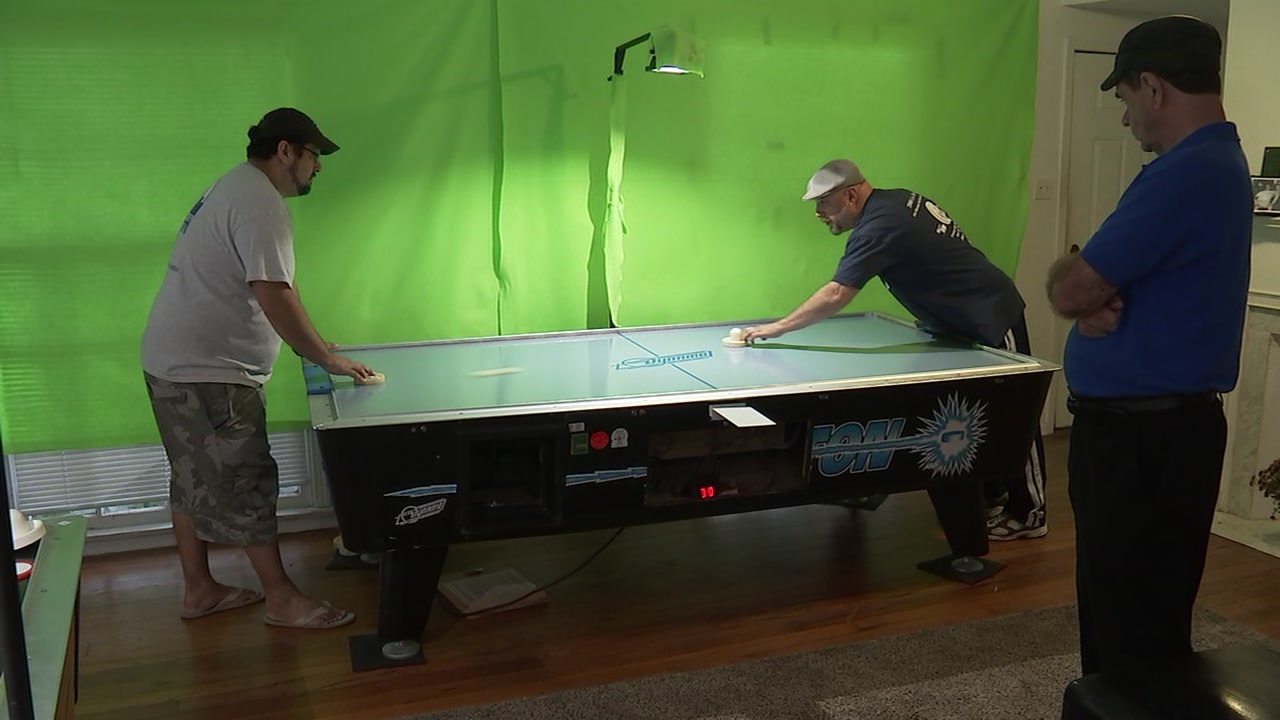 Rice U hosting air hockey championships