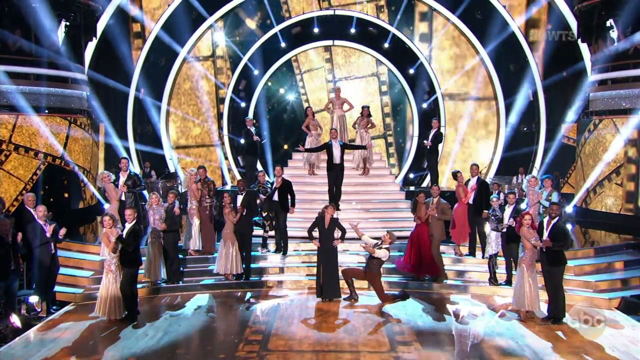 Shania Twain guest judges on 'Dancing with the Stars'