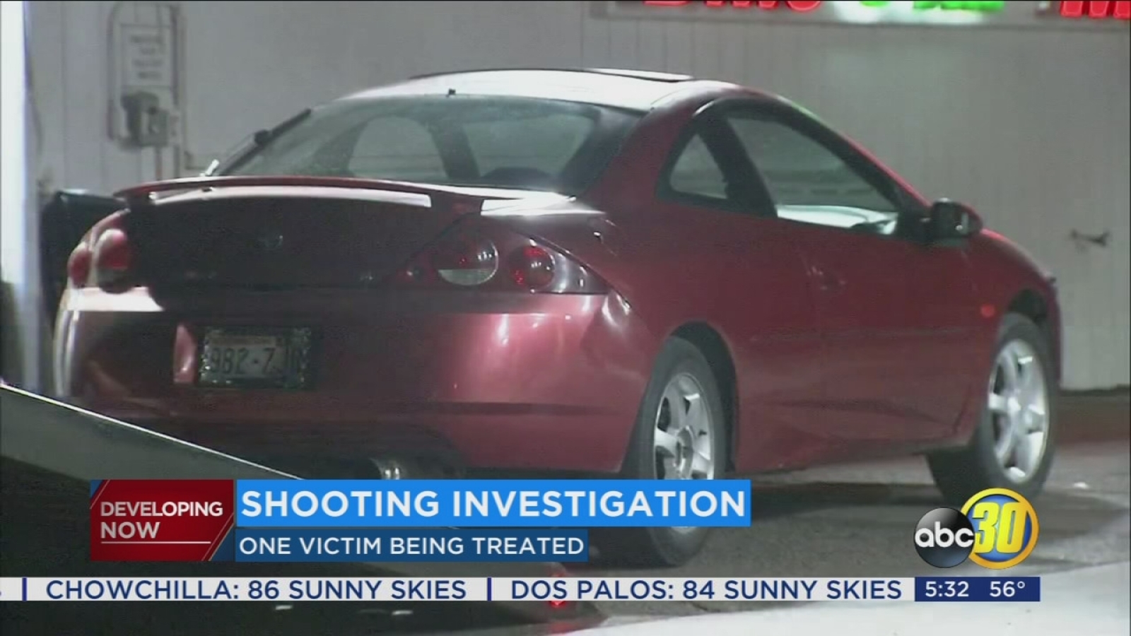 Police search for suspects after a man is shot in Farmersville ABC30