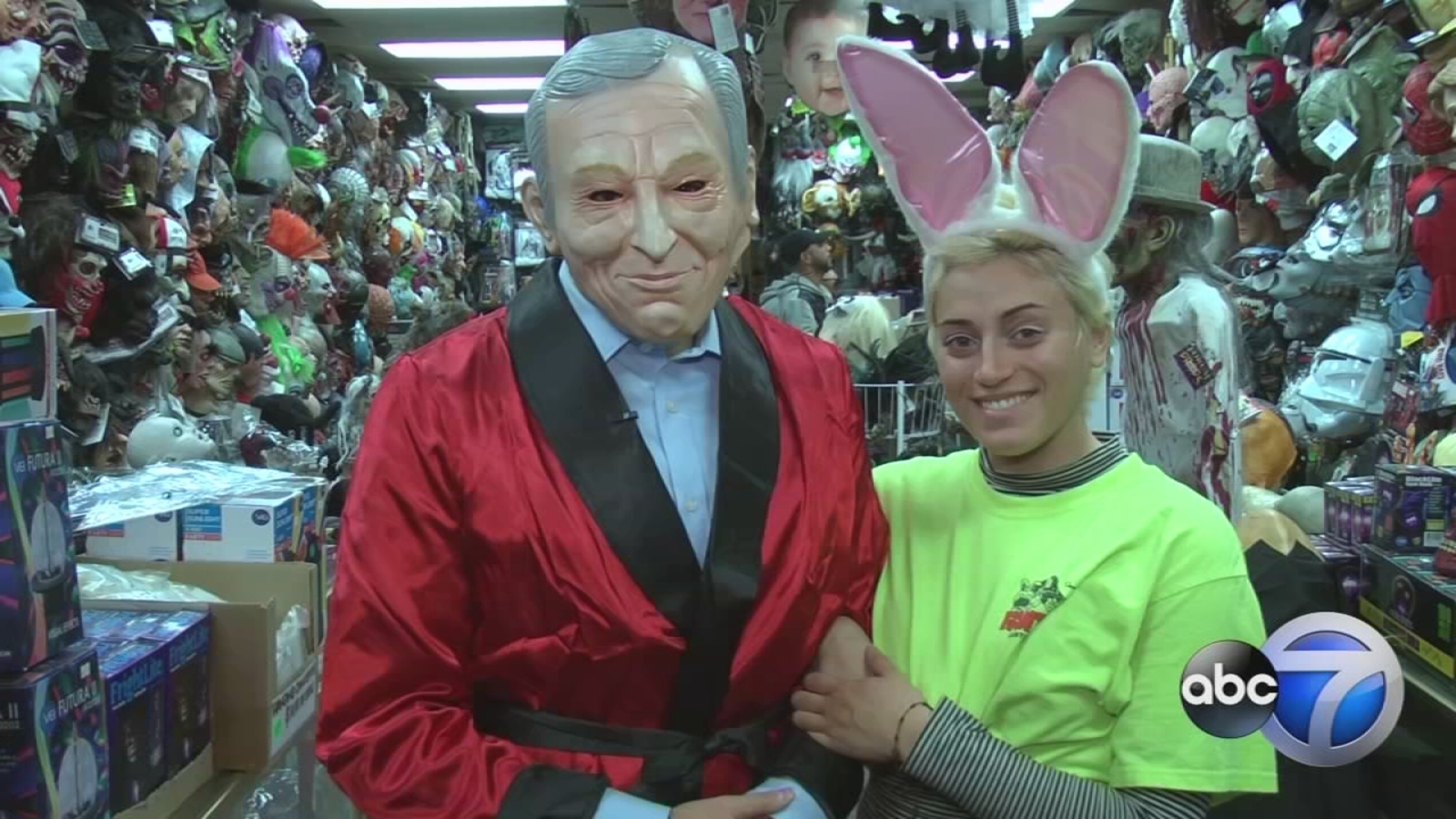 Costume superstore has the hottest Halloween trends ABC7 Chicago