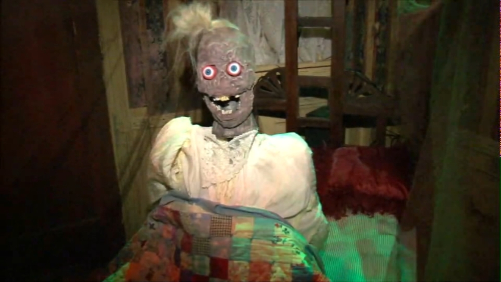 New York City College of Tech students build haunted house