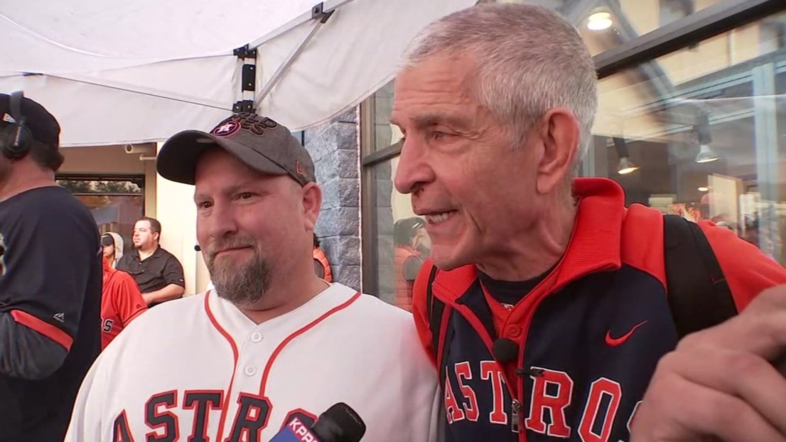 Gallery Furniture sends dozens of Astros fans to LA ABC13 Houston