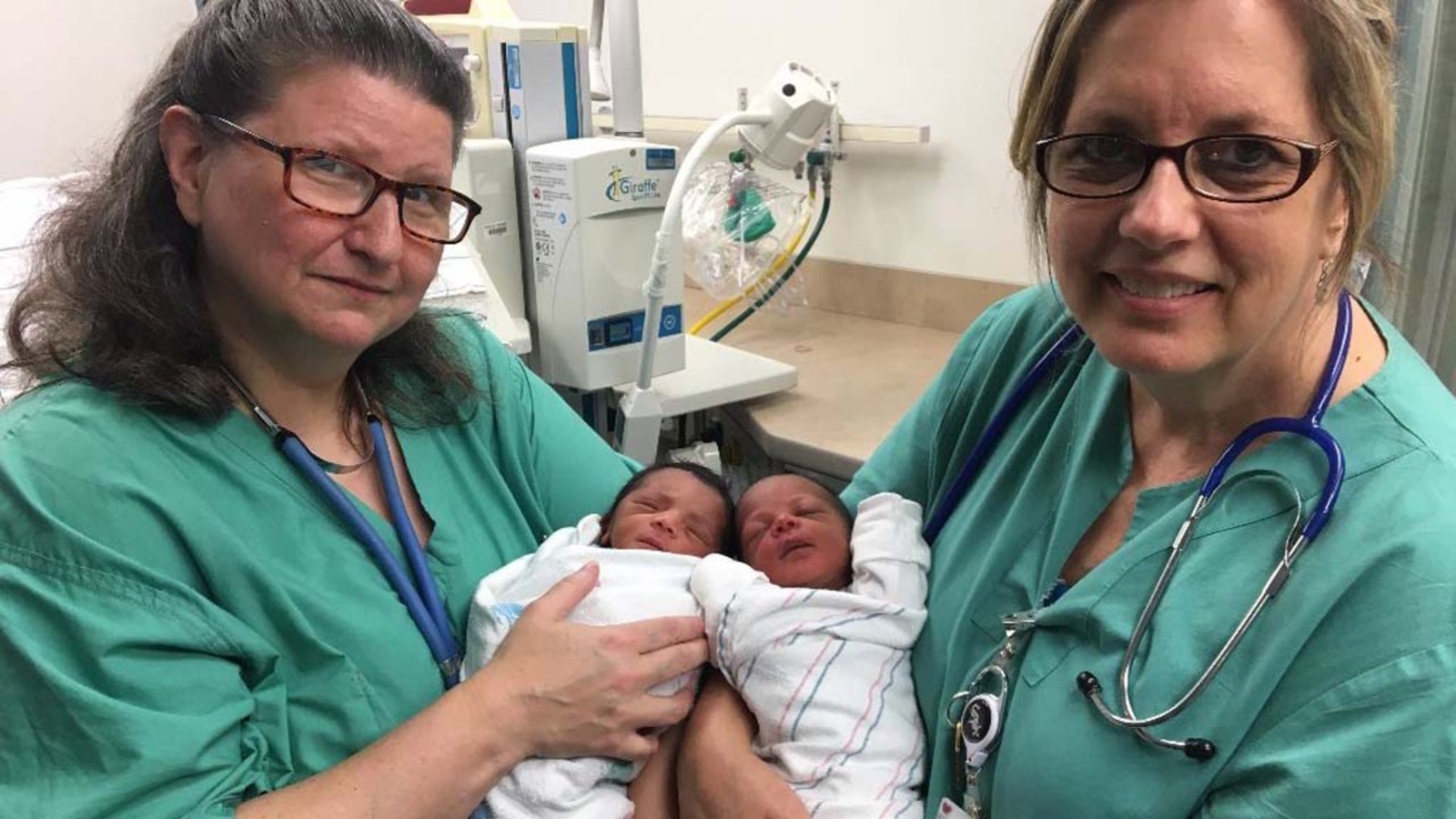 Woman delivers twins at CTA Roosevelt Red Line station ABC7 Chicago