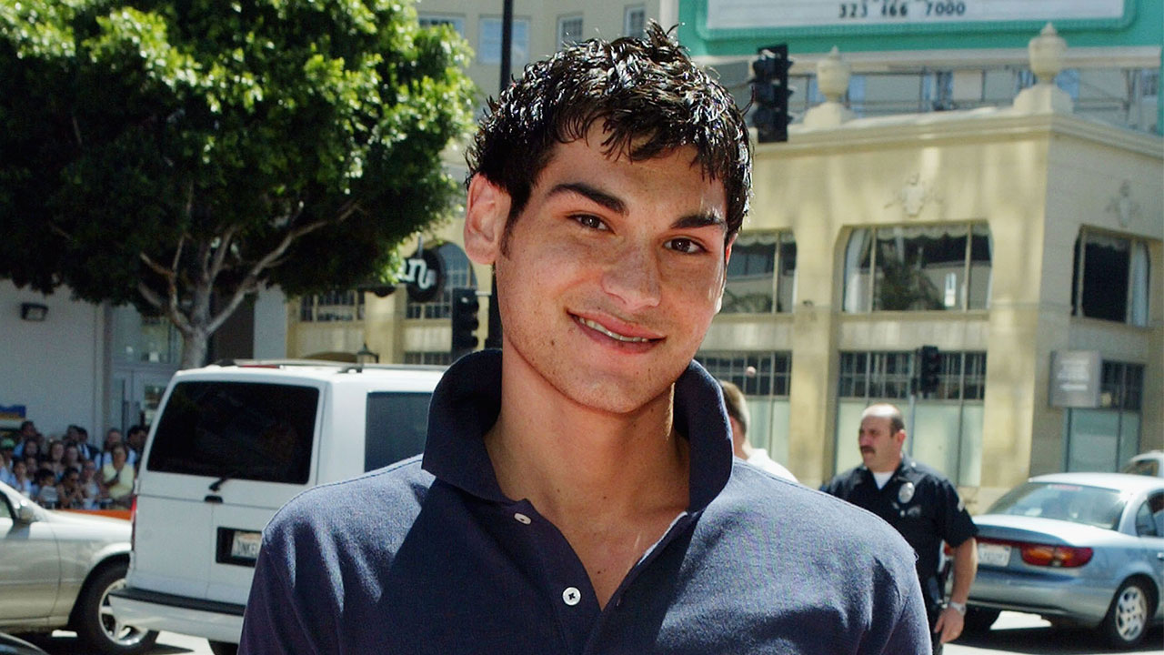 Actor Brad Bufanda, shown here in 2004, has died at age 34. He was known for shows like ''Veronica Mars'' and films like ''A Cinderella Story.''