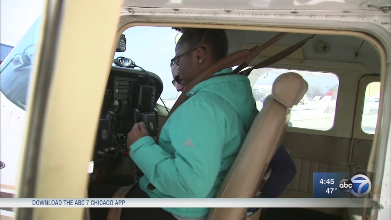 Chicagoland students take flight