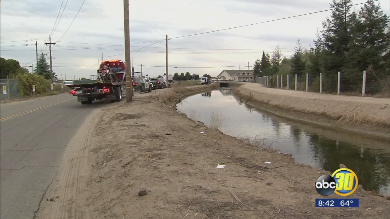 Fatal motorcycle crash in South Fresno