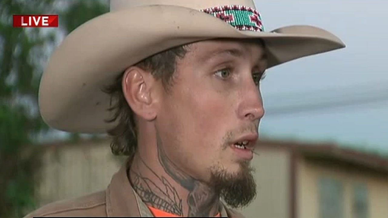 Man jumps into action, helps chase down Texas church shooter