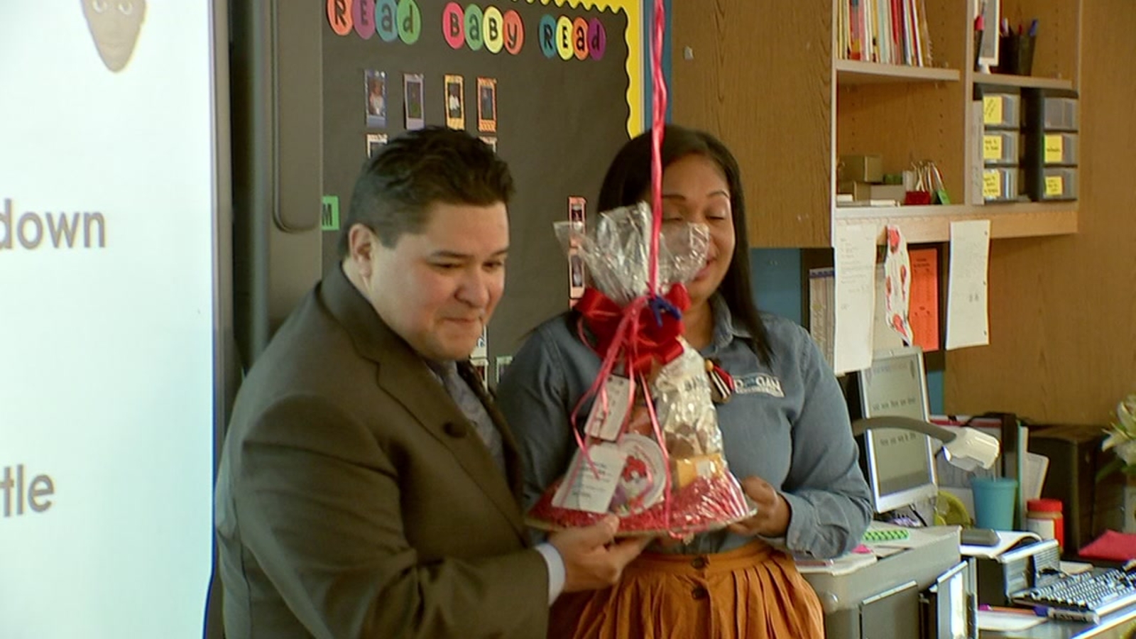 HISD announces first 'Teacher of the Month' ABC13 Houston