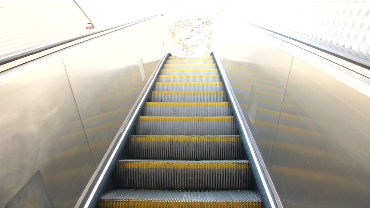 Woman dies in fall down escalator at San Francisco's ...