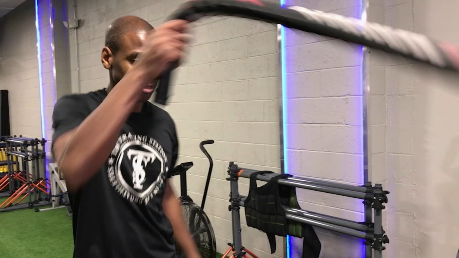 A beginner's guide to battle ropes - FYI Fitness Tips - 6abc Philadelphia