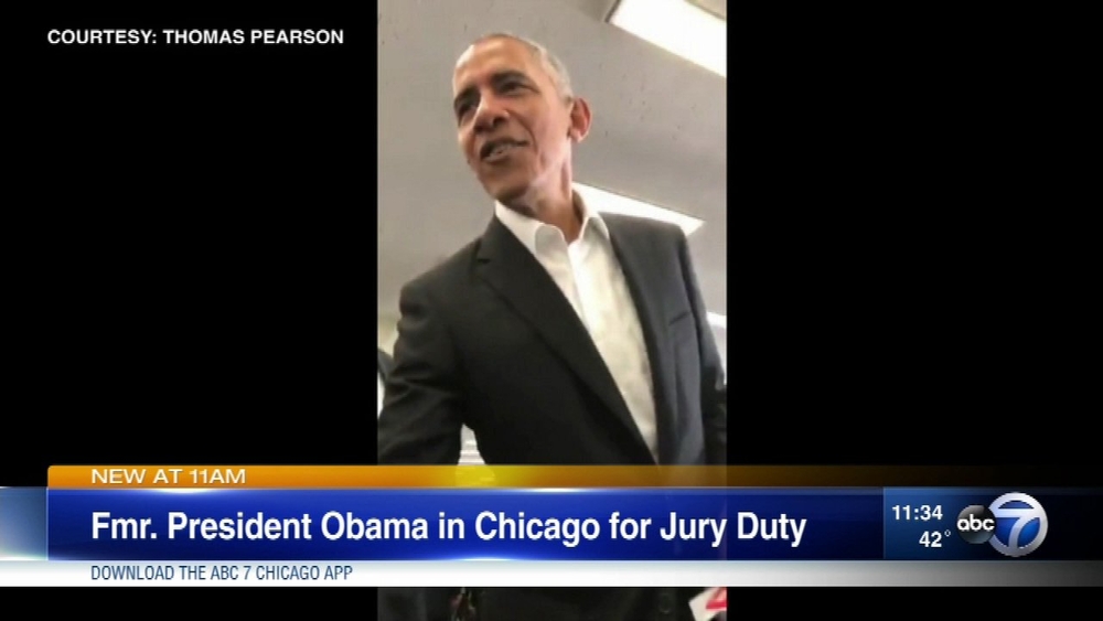 Obama reports for jury duty
