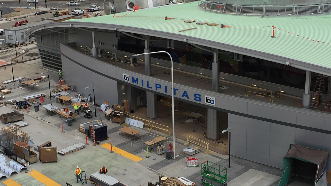 Housing construction on same track as BART extension