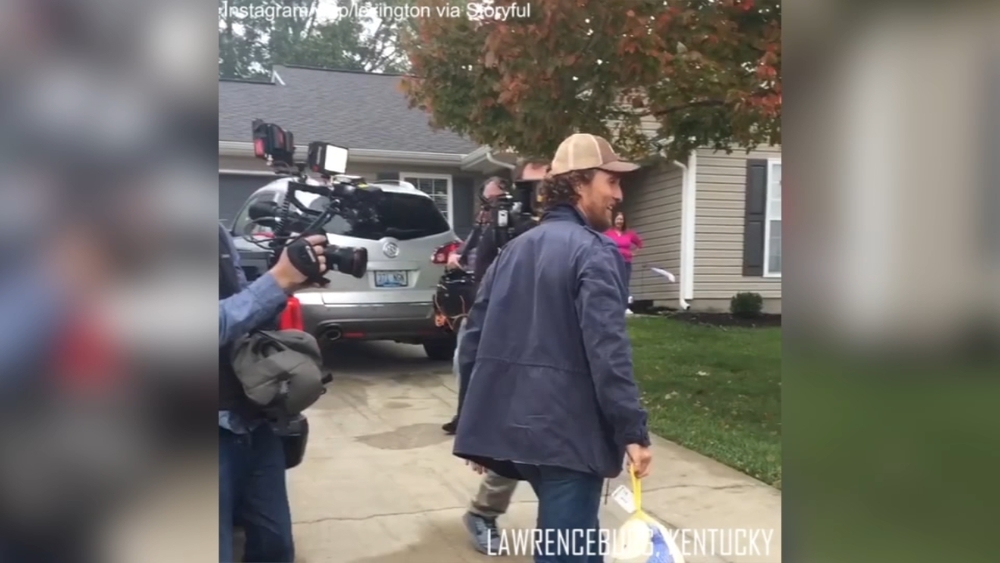 Matthew McConaughey spends birthday delivering frozen turkeys to families