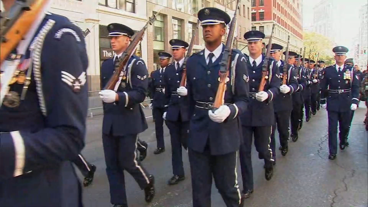 Veterans Day Parade marches up 5th Avenue