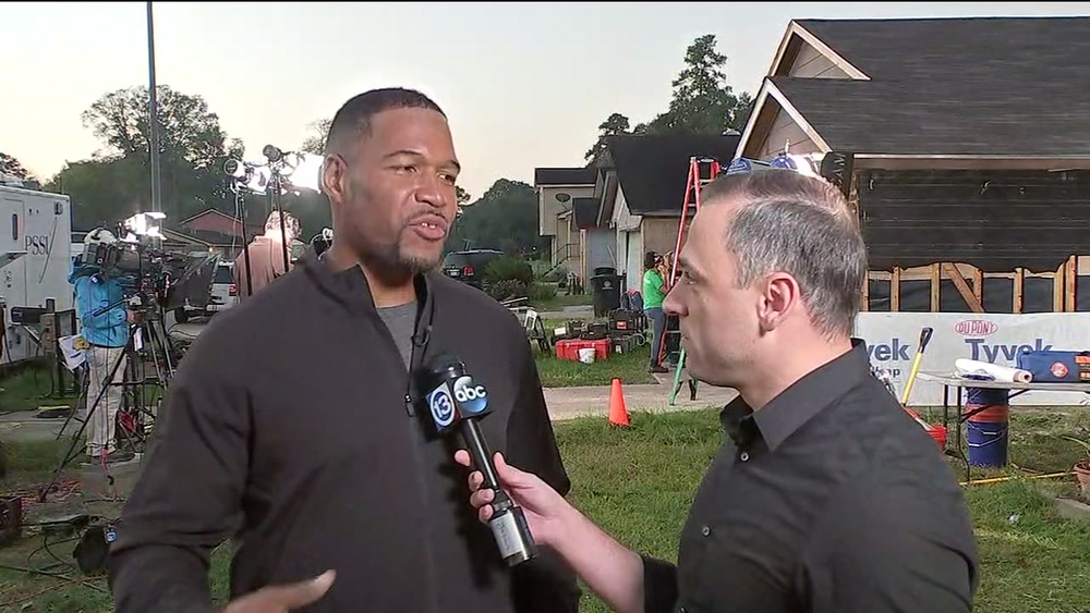 Strahan in Houston