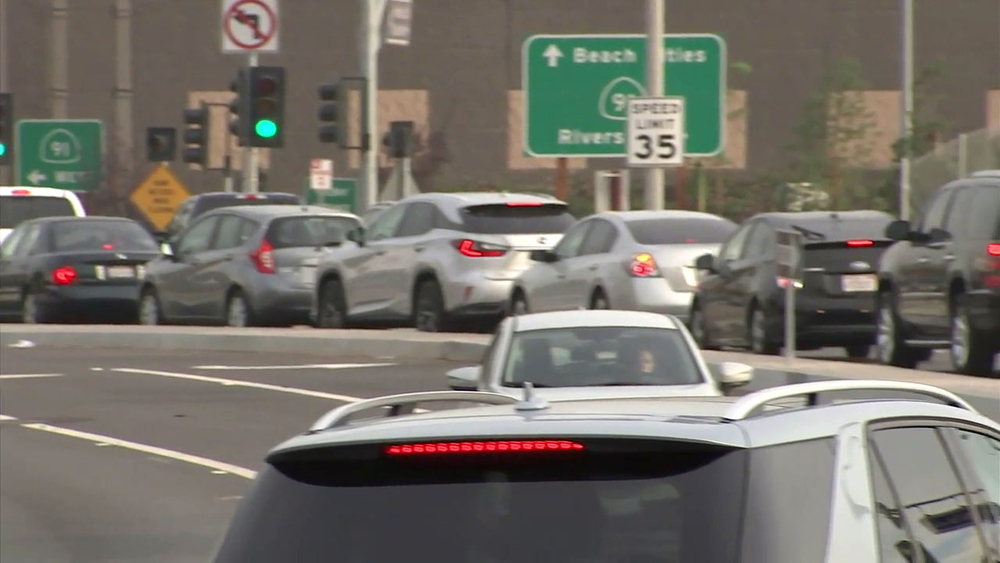 Corona residents fuming over commuter traffic on residential streets