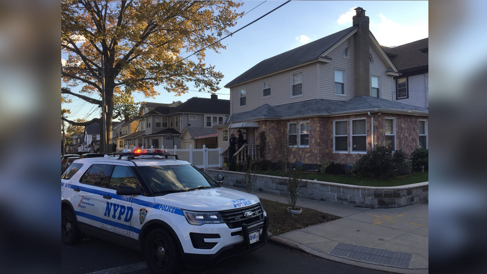 Man hospitalized after Hollis, Queens home invasion in middle of