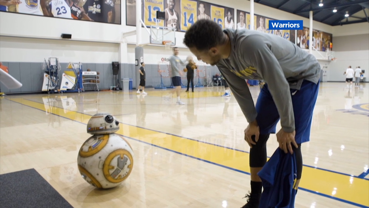 Warriors stars surprised by 'Star Wars' droid